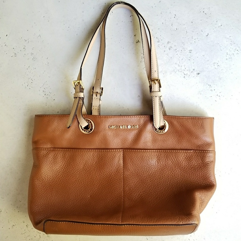 Michael Kors Brown Leather Bag - md